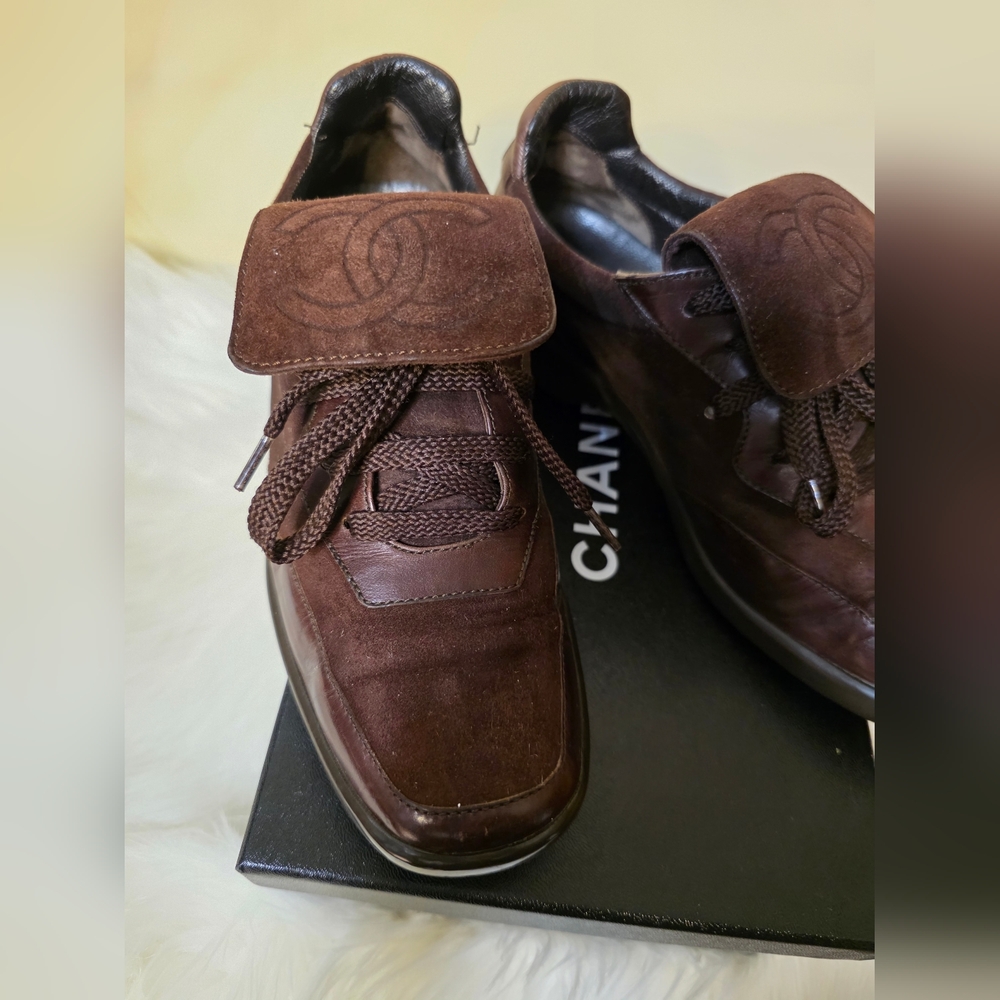 🟤 Chanel CC Logo Shoes 🟤 - Picture 12 of 15